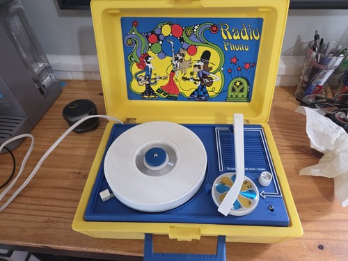 Vintage sears radio - vintage,