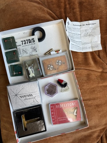 Vintage turn table accessories - turn,