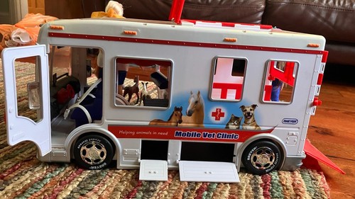 Retired red breyer mobile - breyer, vet