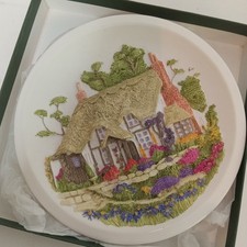 Plate Thatch Cottage