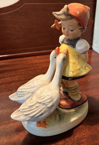 Vintage goebel hummel - vintage,