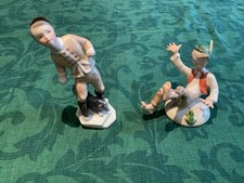 Two Herend Handpainted Porcelain Figurines Nos. 5839 & 5846 Pristine Condition