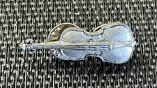 Vintage Pageant Pewter Violin
