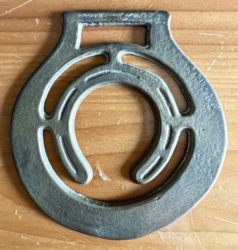 Horse brass horseshoe - brass, 8cm