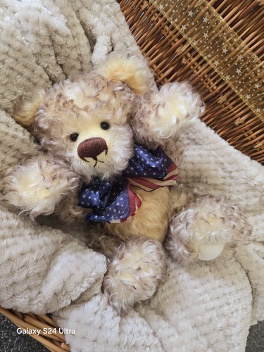 Charlie bears angela - charlie,
