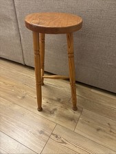 Retro Vintage Turned Pine
