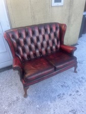 CHESTERFIELD 2 SEATER QUEEN