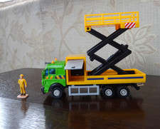 Hongwell Autocraft Road Monster ? Mercedes Benz Overhead Maintenance Truck