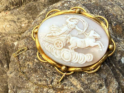 Victorian cameo brooch - cameo, of