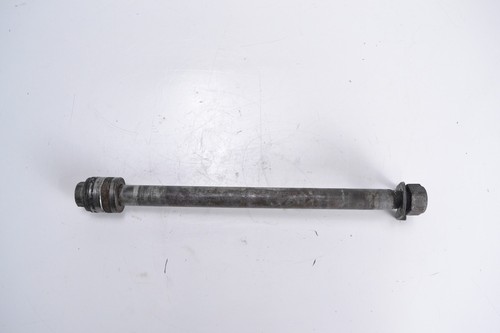 Rear wheel spindle - , cbr