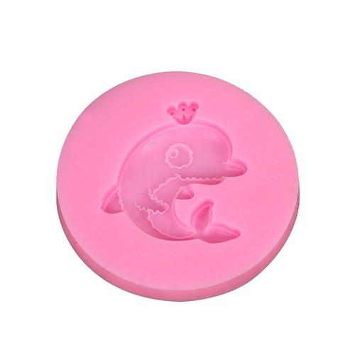Cake decorating equipment - decorating,