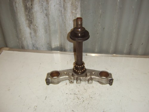 Kawasaki zx9r 1999 bottom yoke - kawasaki,