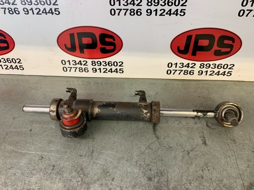 Hydraulic steering thru ram - hydraulic, 'thru'