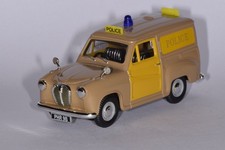 Lledo Vanguards 1/43 1964 Austin A35 Van Wiltshire Constabulary. VA17005