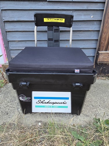 Large shakespeare seatbox with - shakespeare,