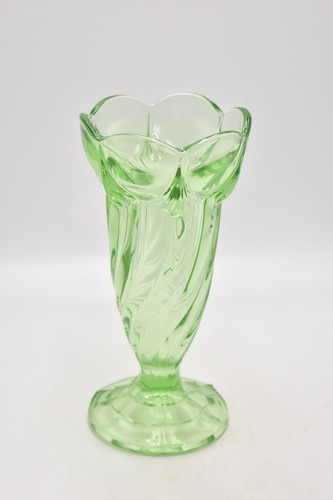 Vintage art deco 1930s green - 1930s,
