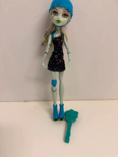 Monster high skultimate roller - skultimate,