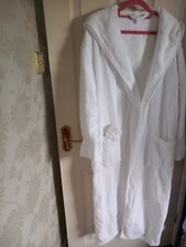 The White Company Size Medium Full-Length Ladies Dressing Gown