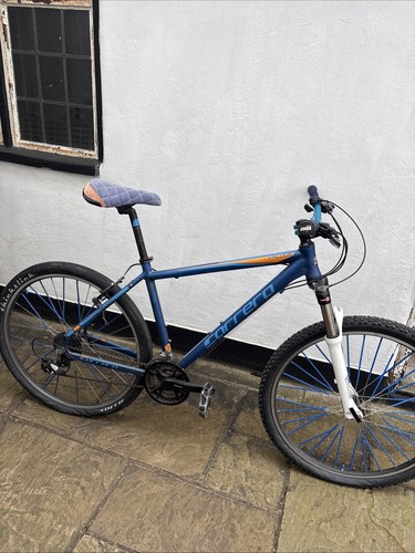 Carrera valour mountain bike - mountain,