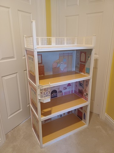 Vintage sindy house - vintage,