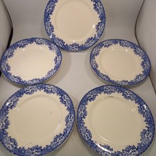 Blue White dinner plates x5