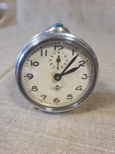 Vintage mechanical watch alarm