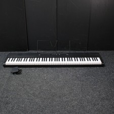 Korg L1 Liano Digital Piano