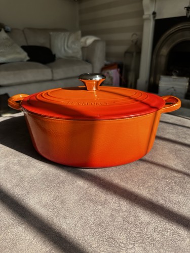Creuset cast iron oval - le,