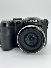 Fujifilm FinePix S4400 Compact Digital Bridge Camera 28x Zoom Lens