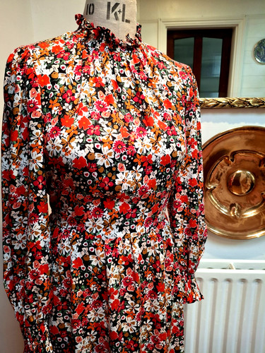 Ladies summer dress small - dress, tu