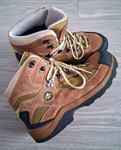 Lafuma outdoor walking boots - lafuma,