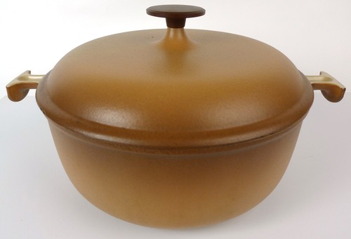 Creuset enzo mari mama - le,