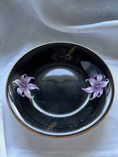 Vintage black trinket - trinket, dish