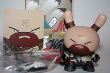 KIDROBOT 2014 DUNNY ART OF WAR