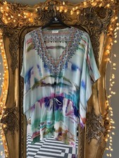 Camilla Franks Short Round Tie