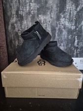 Toddler Girls Black Mini UGG