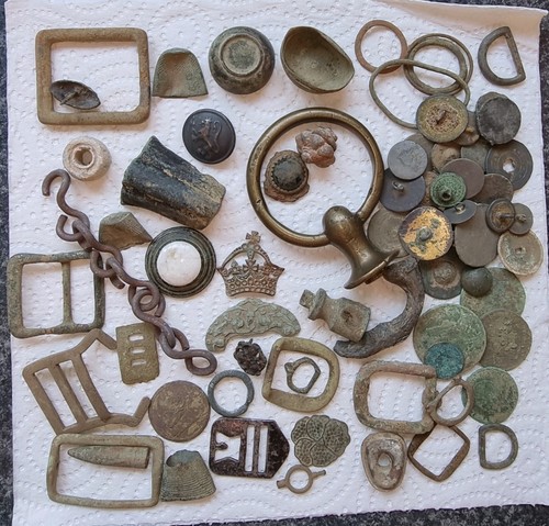 Metal detecting finds - detecting,