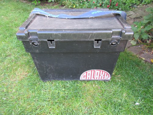 Galaxy riva fishing seat box - seat,