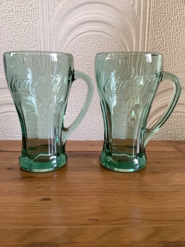 Pair vintage coca - of,