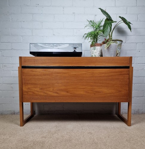 Mid century teak - mid, record