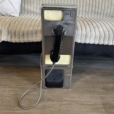 VTG ALL CHROME GTE Phone Booth