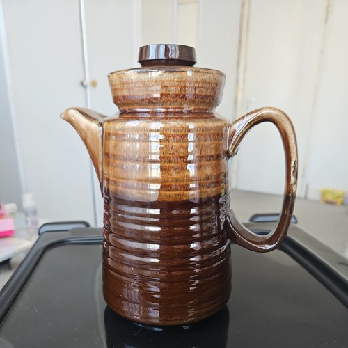 Vintage 1970s brown drip - drip, two