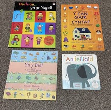 4 Welsh language books for primary aged children /Llyfrau Cymraeg i blant
