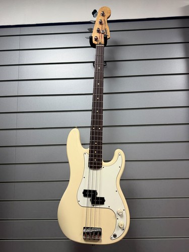Fender precison bass - fender,