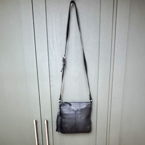 Clarks black leather crossbody - leather,
