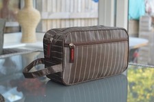 TOILETRY BAG - WASH BAG -
