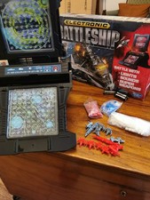 Hasbro electronic battleship game 1 or 2 players with sounds