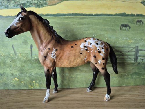 Breyer classic horse - ,