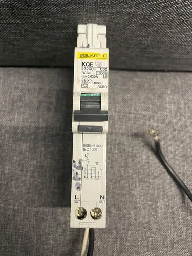 Square rcbo amp - 32, type