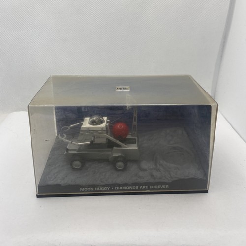 Eaglemoss james bond - , moon